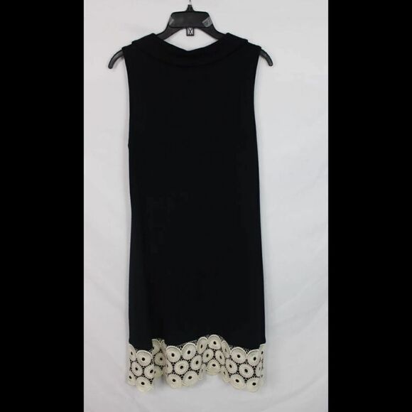 YOANA BARASCHI BLACK WITH IVORY CROCHET LACE SIZE M SLEEVELESS SWEATER DRESS - Picture 3 of 7